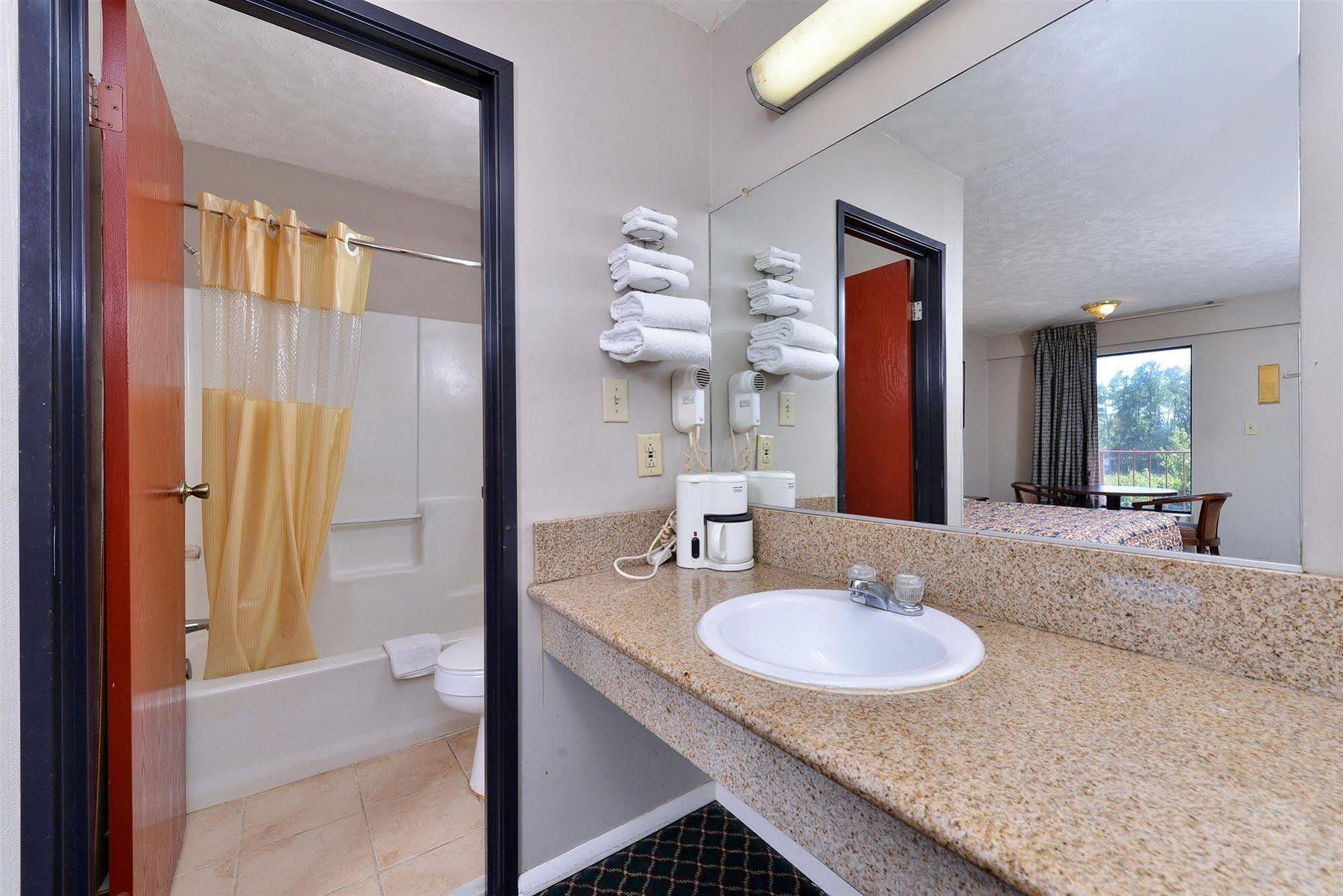 Americas Best Value Inn - Augusta / South Bagian luar foto